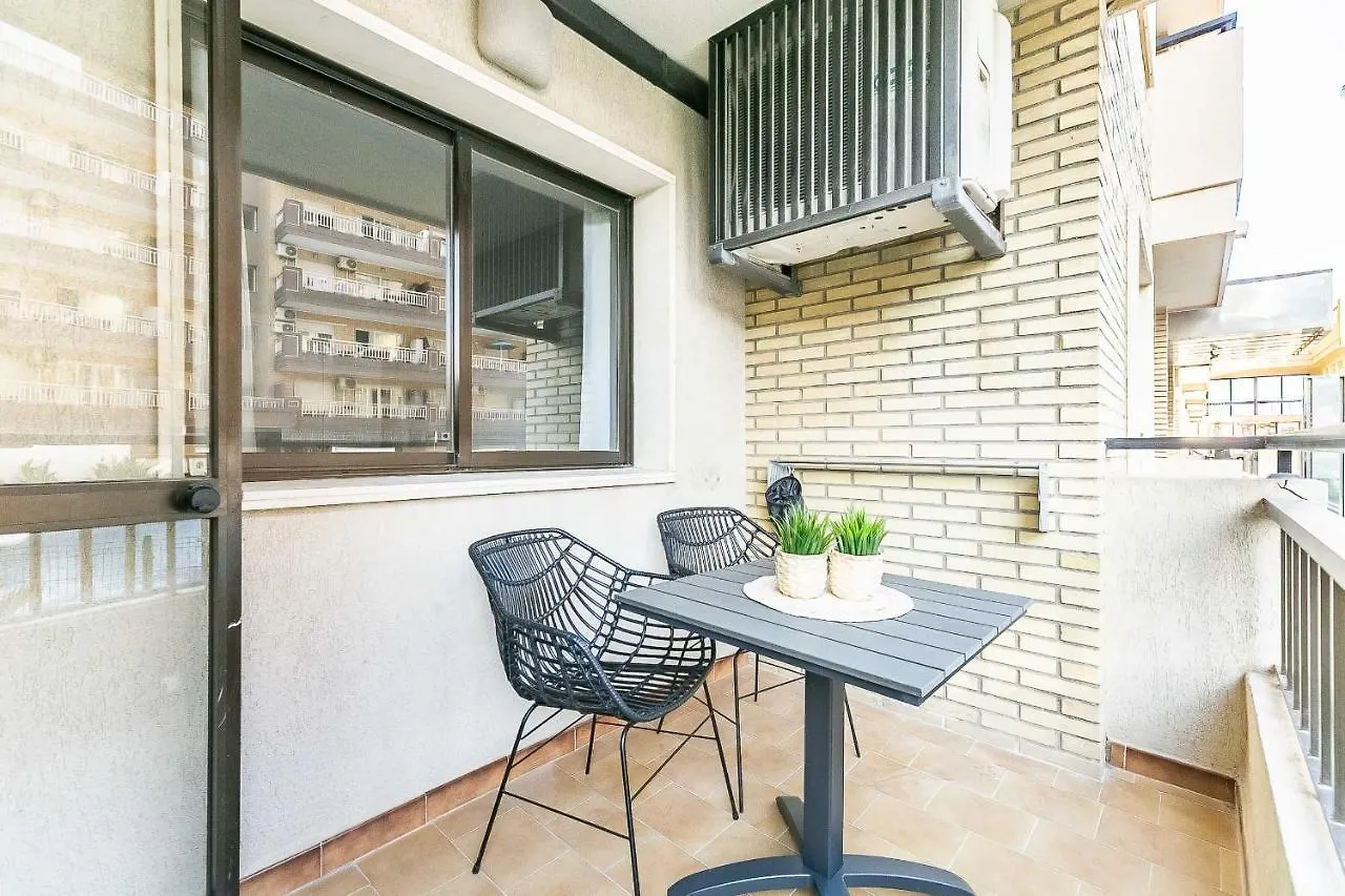 76-Lovely Beach Front Apartment In Fuengirola 0*,  Spagna