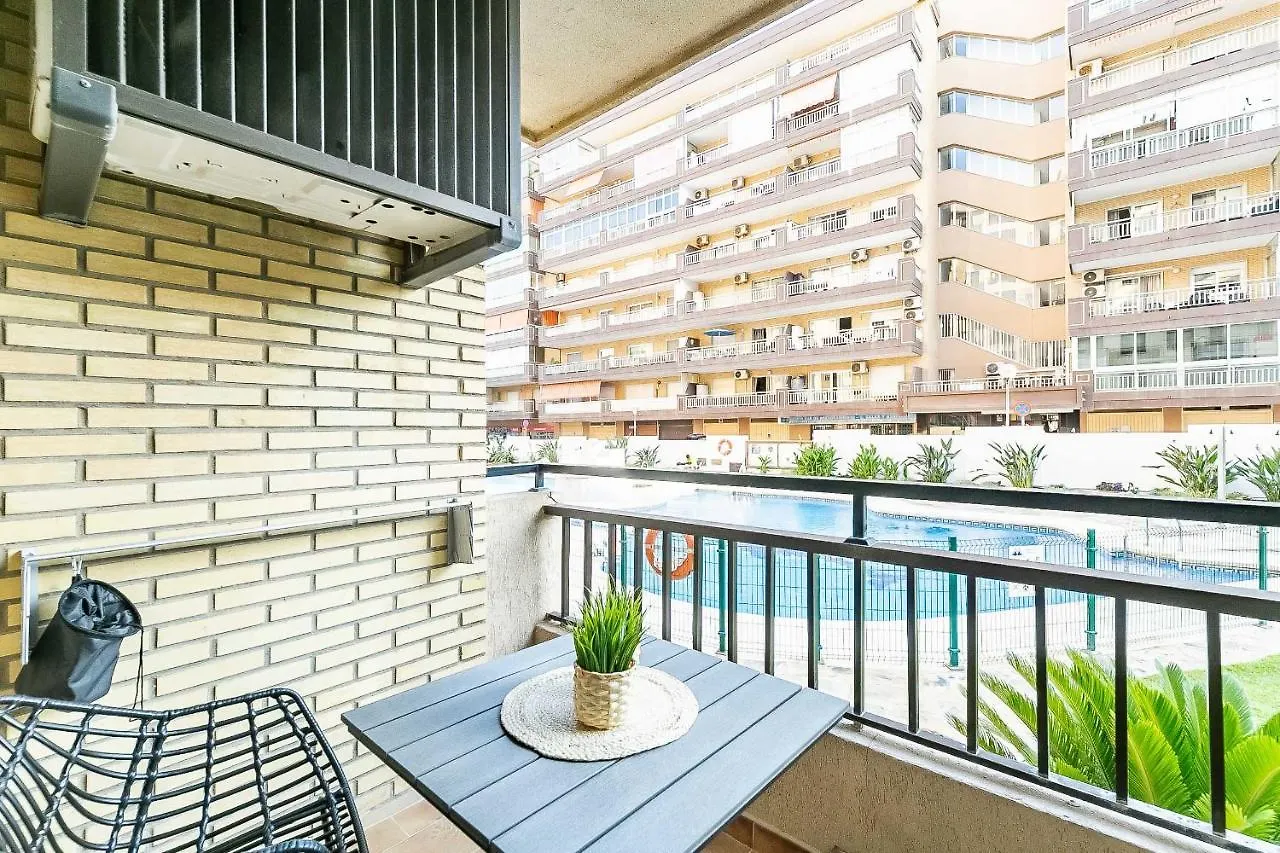 76-Lovely Beach Front Apartment In Fuengirola Espagne
