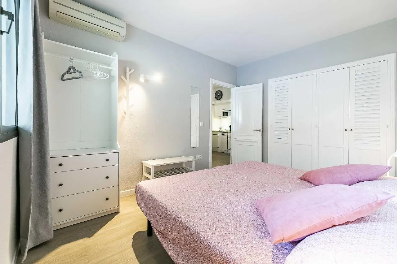 76-Lovely Beach Front Apartment In Fuengirola
