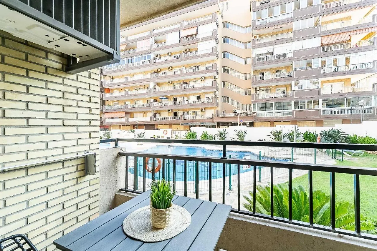 76-Lovely Beach Front Apartment In Fuengirola Espagne