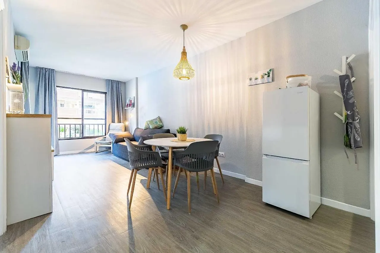 76-Lovely Beach Front Apartment In Fuengirola